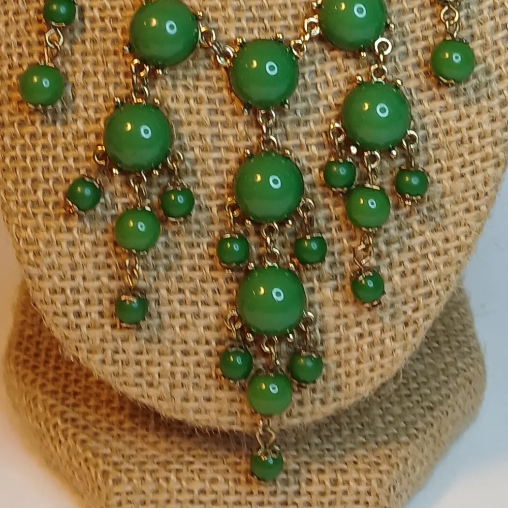 J. Crew Jade Green Bubble Statement Necklace with Gold Tone Chain - Picture 9 of 9